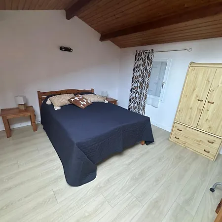 Maison De - A 200m *
