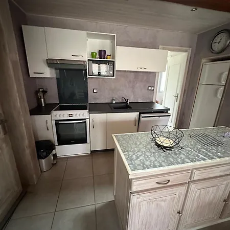 Ferienhaus Maison De - A 200m